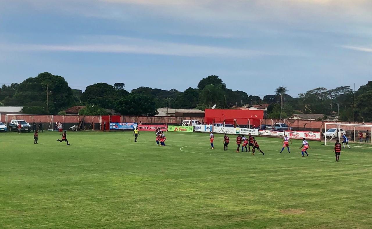 Sete de Dourados empata e chega à quarta semifinal seguida