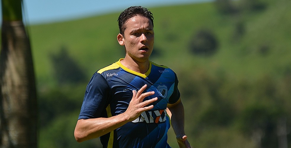 Keirrison assina com o CSA para a disputa do Brasileirão 