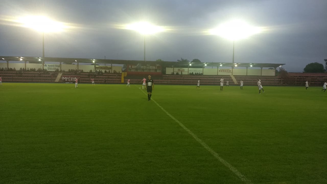 Naviraí e Serc vencem e lideram o Sub-15