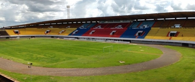 Promotoria oficializa proibição de jogos em dois estádios da Capital