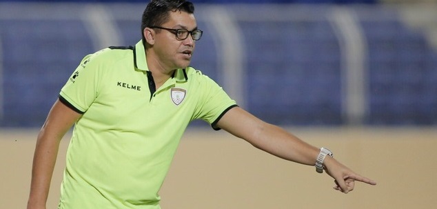 Caiu! Cláudio Roberto não é mais técnico do Costa Rica
