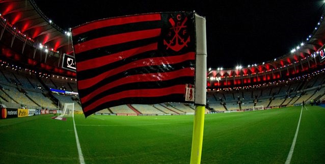 Três jogadores do Flamengo testam positivo para covid-19