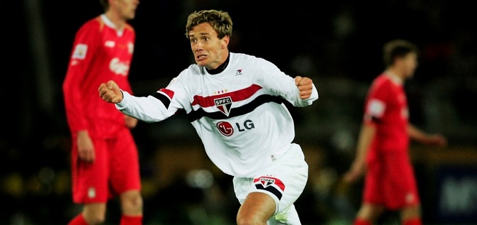 Globo reprisa São Paulo x Liverpool pelo Mundial de 2005