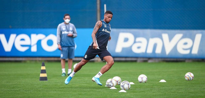 Grêmio faz primeiro treino com bola desde início da pandemia