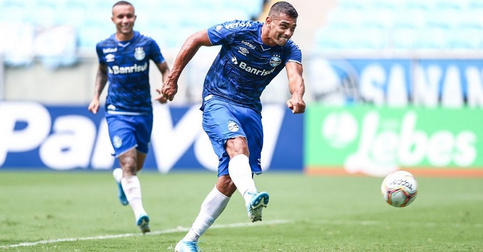 Diego Souza volta aos treinos após se recuperar da covid-19