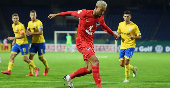 Matheus Cunha é convocado na seleção para lugar de Jesus