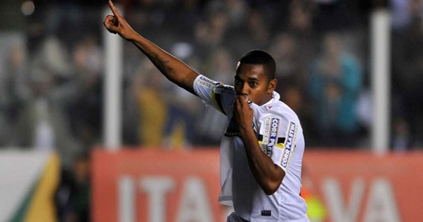 Santos FC anuncia retorno do atacante Robinho 