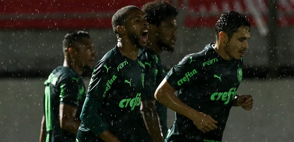 Copa do Brasil: Palmeiras vence e se aproxima das quartas