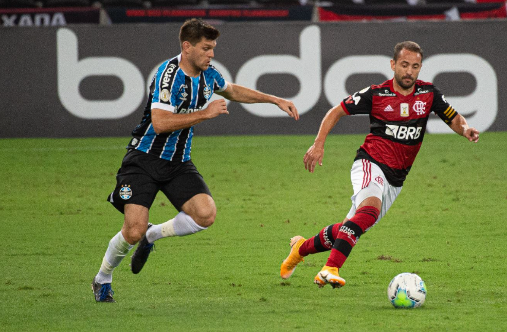 Grêmio e Flamengo fazem jogo atrasado da 23ª rodada