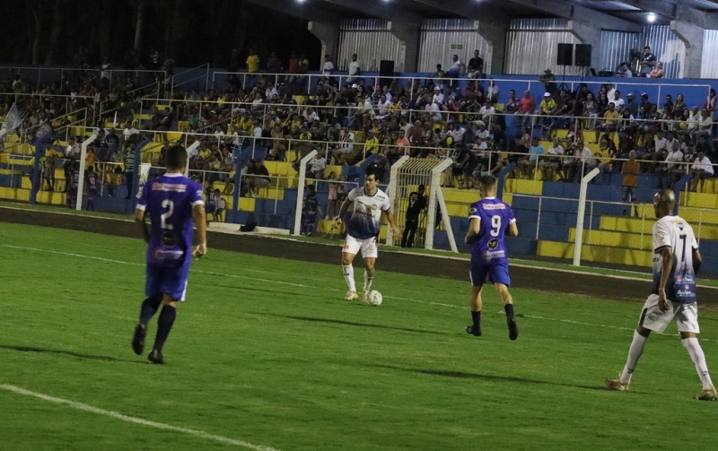Costa Rica vence Aquidauanense por 2 a 1 na estreia do novo técnico