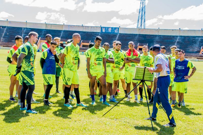 Chiquinho diz que vantagem do DAC não vai subir à cabeça