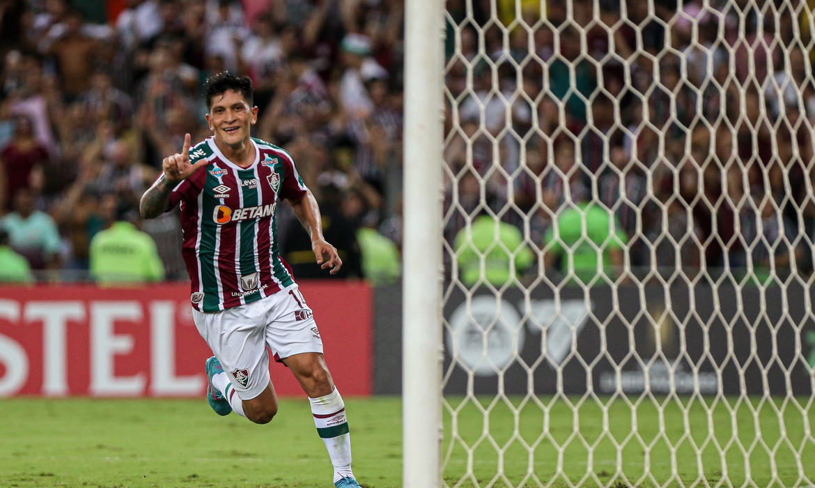 Fluminense enfrenta Boca em busca da "glória eterna" da Libertadores