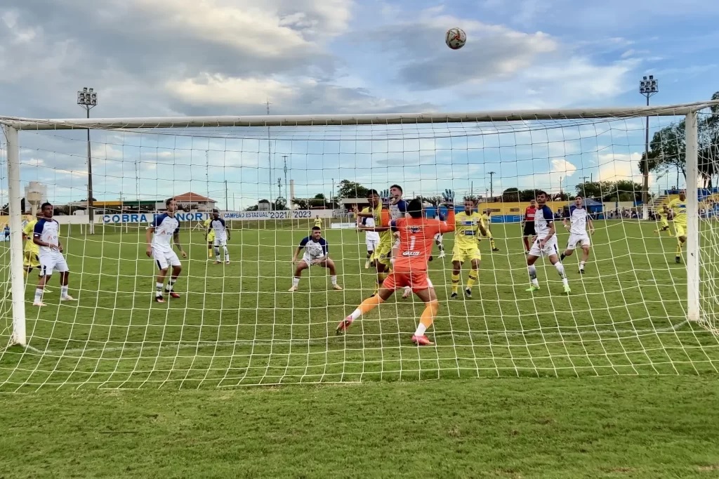Costa Rica e DAC ficam no zero e decidem vaga na semifinal