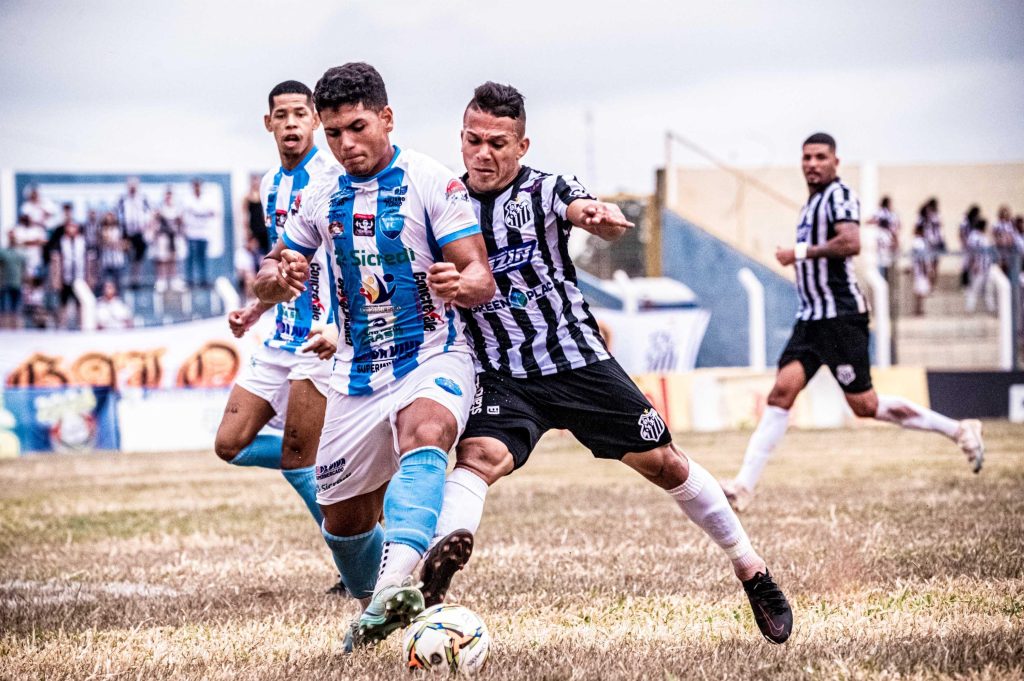 Operário perde invencibilidade para o Ivinhema, mas leva vaga na semifinal