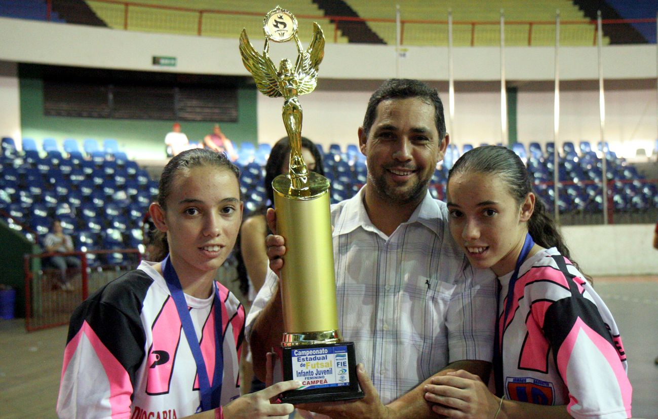Abel/Guia Lopes é campeão estadual infanto feminino