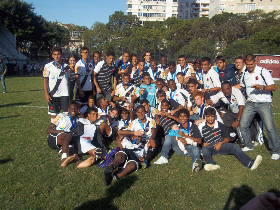 Jovem campo-grandense é campeão carioca Sub-15 pelo Vasco