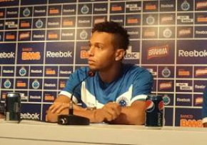 Campo-grandense quer honrar camisa do Cruzeiro com muitos títulos