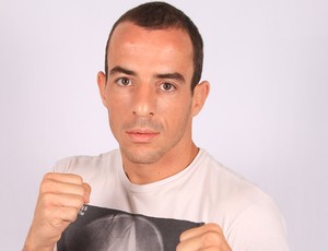 Douradense participará de reality show que dá vaga no UFC