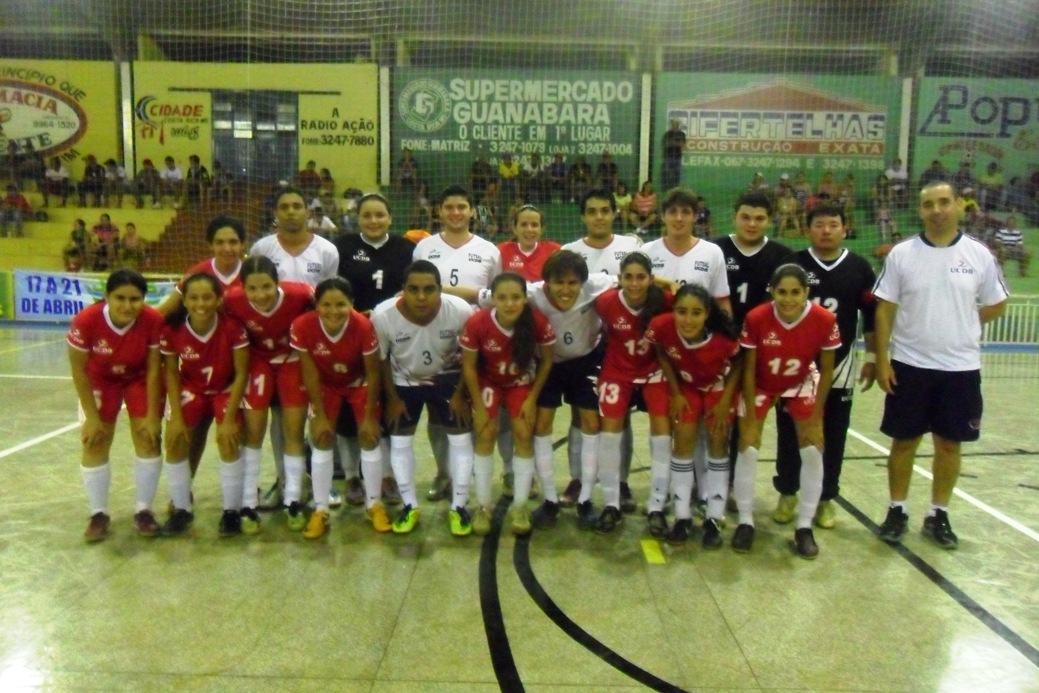 Campo Grande é campeã do feminino e do masculino de futsal nos JAMS