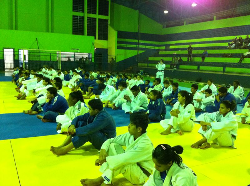 Kangueiko de Terenos com presença do atleta olímpico Branco Zanol