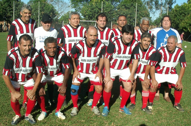 Os Amigos é campeão master do Torneio Vintivinty de Anastácio