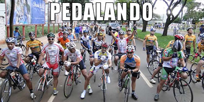 Ciclistas disputam etapa do Estadual de meio fundo em Dourados