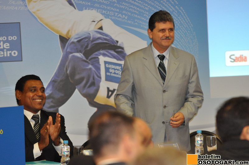 Professor João Rocha é reeleito vice-presidente da Confederação