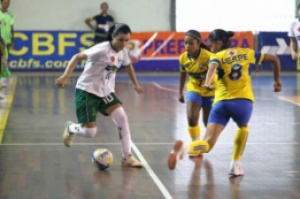  Funlec bate Asdericel e entra na briga pelo título da Taça Brasil