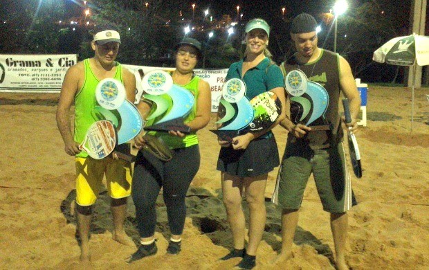Torneio Inverno de Tênis de Praia define campeões em Campo Grande