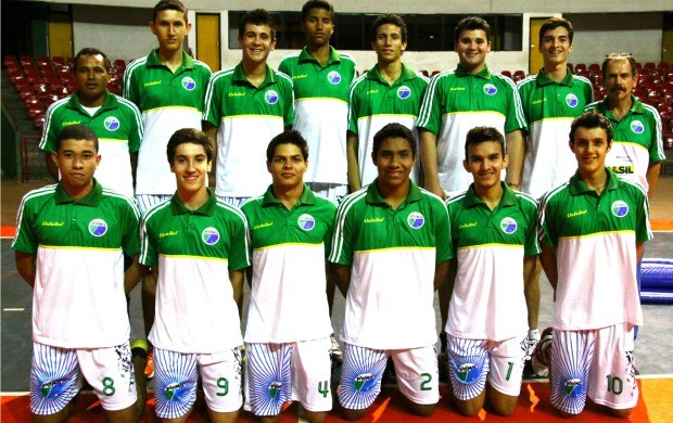 Seleção infanto-juvenil de vôlei de MS disputa brasileiro em Manaus