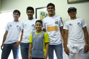Quatro meninos de MS são selecionados para jogo das estrelas do Santos