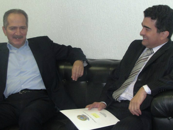 Deputado se reúne com Ministro dos Esportes para pedir rapidez na liberação de recursos