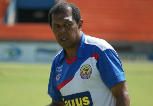 Mirandinha pode fechar com o Sete de Dourados para Estadual 2014