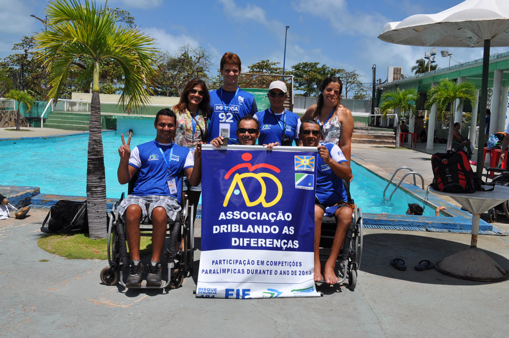 Paratletas da ADD-MS ganham medalhas no Circuito Caixa de Atletismo e Natação