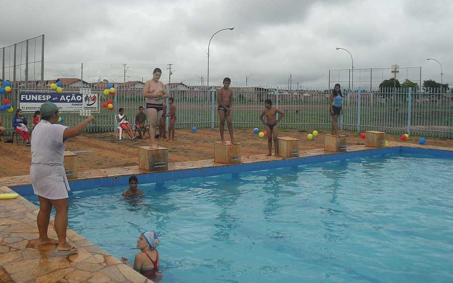 Funesp encerra projeto geração de campeões com festival de natação no Parque Tarsila do Amaral