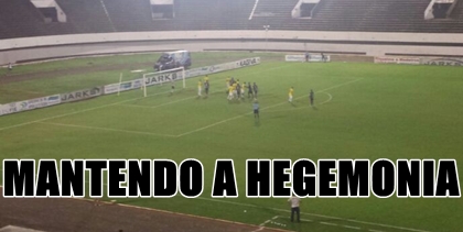 Cene vence Ubiratan mais uma vez e confirma vaga nas semifinais