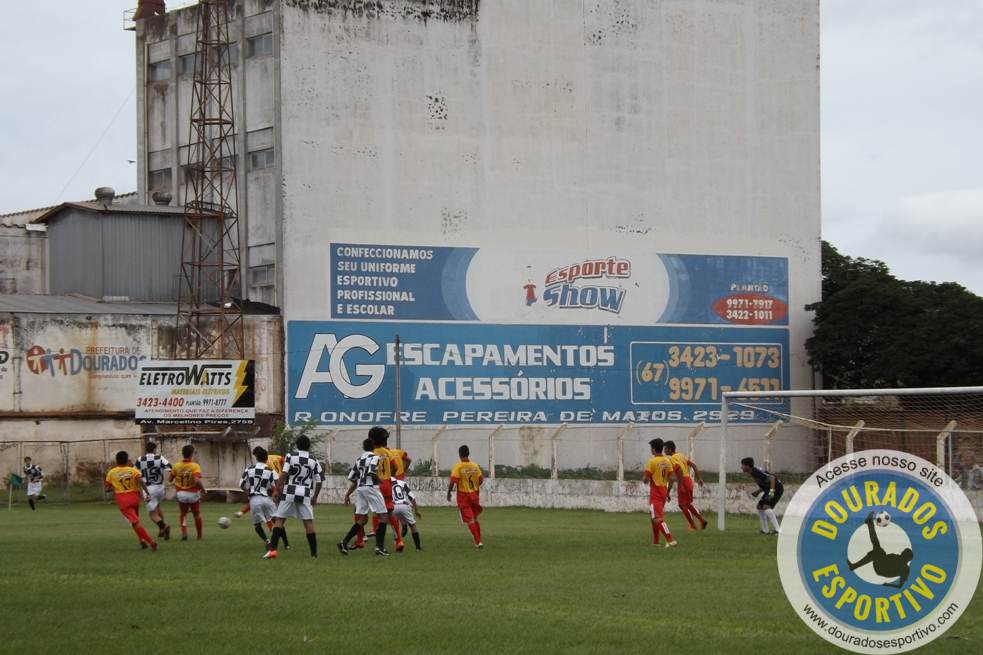 Na abertura do Sub16 da LEDA Sete e Leão fazem um clássico a moda antiga