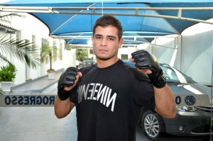Lutador de MS disputa vaga na seleção brasileira de MMA amador