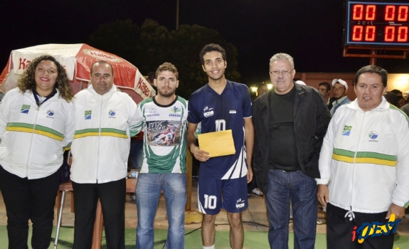 UCDB vence torneio regional de vôlei e leva prêmio de R$ 2 mil