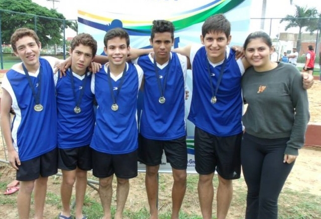 Escola de Amambai é campeã estadual de vôlei de areia 4x4