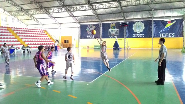 Vitórias do Handebol e Basquete no Jogos da Juventude