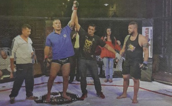 ‘Gigante’ paraguaio vence atleta da Capital por nocaute técnico