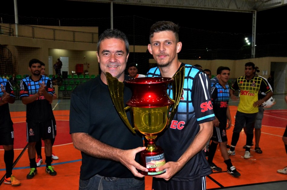 Três Lagoas premia vencedor do primeiro turno do Municipal