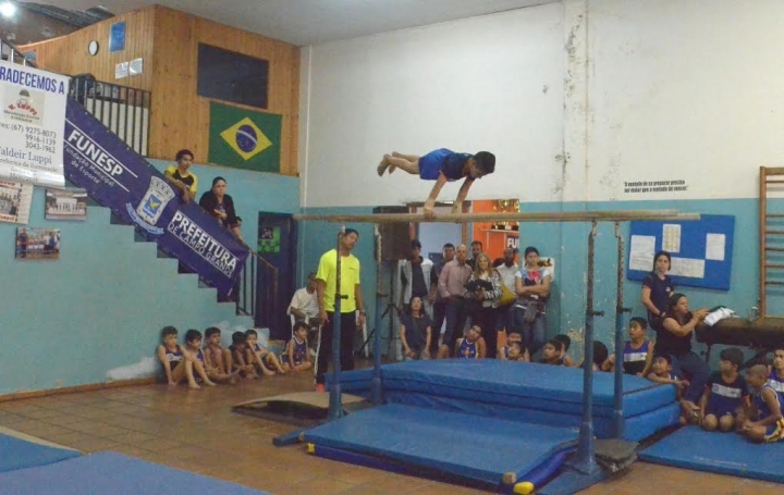 Alunos do projeto Geração de Campeões da Prefeitura participam de Festival no sábado