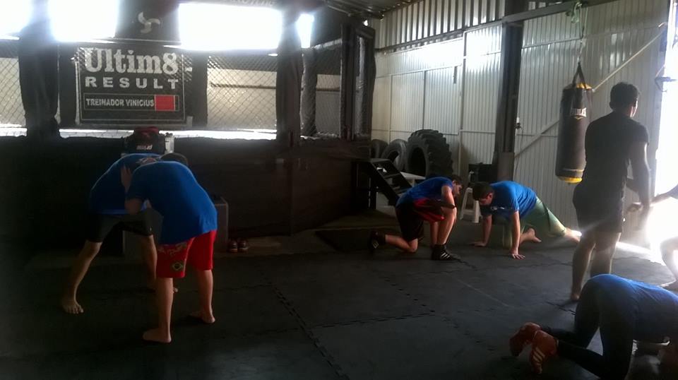 Estudantes da Reme fazem treino de Luta Olímpica em SP