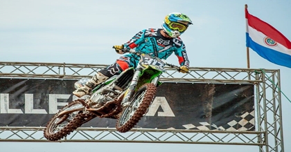 Carlos Eduardo e Festi mantém domínio no Campeonato Paraguaio