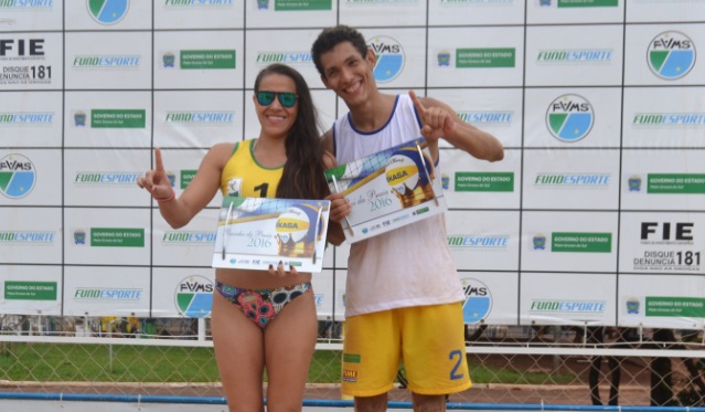 Márcio Jr. e Magda conquistam o Rei e Rainha da Praia