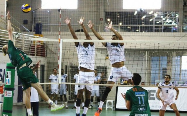 Rádio Clube perde e termina rodada na lanterna da Superliga B