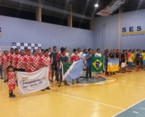 Sesc Dourados dá início ao torneio de Férias de Futsal
