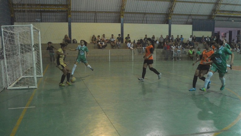 Futsal e voleibol definem campeões em Campo Grande